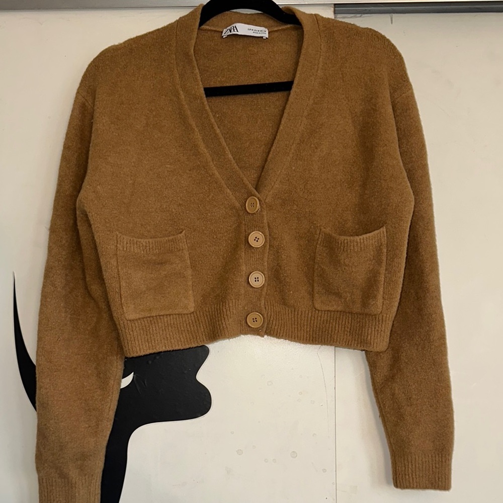 Zara Tan V-Neck Cropped Wool Cardigan Sweater
